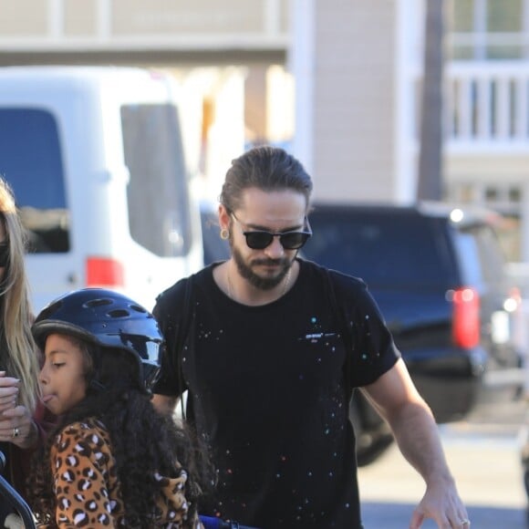 Heidi Klum fait un balade avec son fiancé Tom Kaulitz et trois de ses enfants à Santa Monica le 29 décembre 2018.