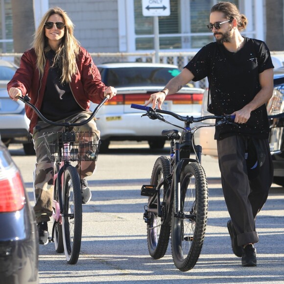 Heidi Klum fait un balade avec son fiancé Tom Kaulitz et trois de ses enfants à Santa Monica le 29 décembre 2018.