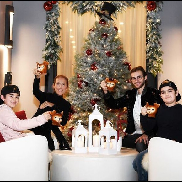 Céline Dion pose en famille pour le 31 décembre 2018