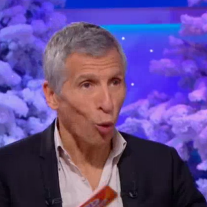 Nagui vexé par Elodie dans "Tout le monde veut prendre sa place" - 5 janvier2019, France 2