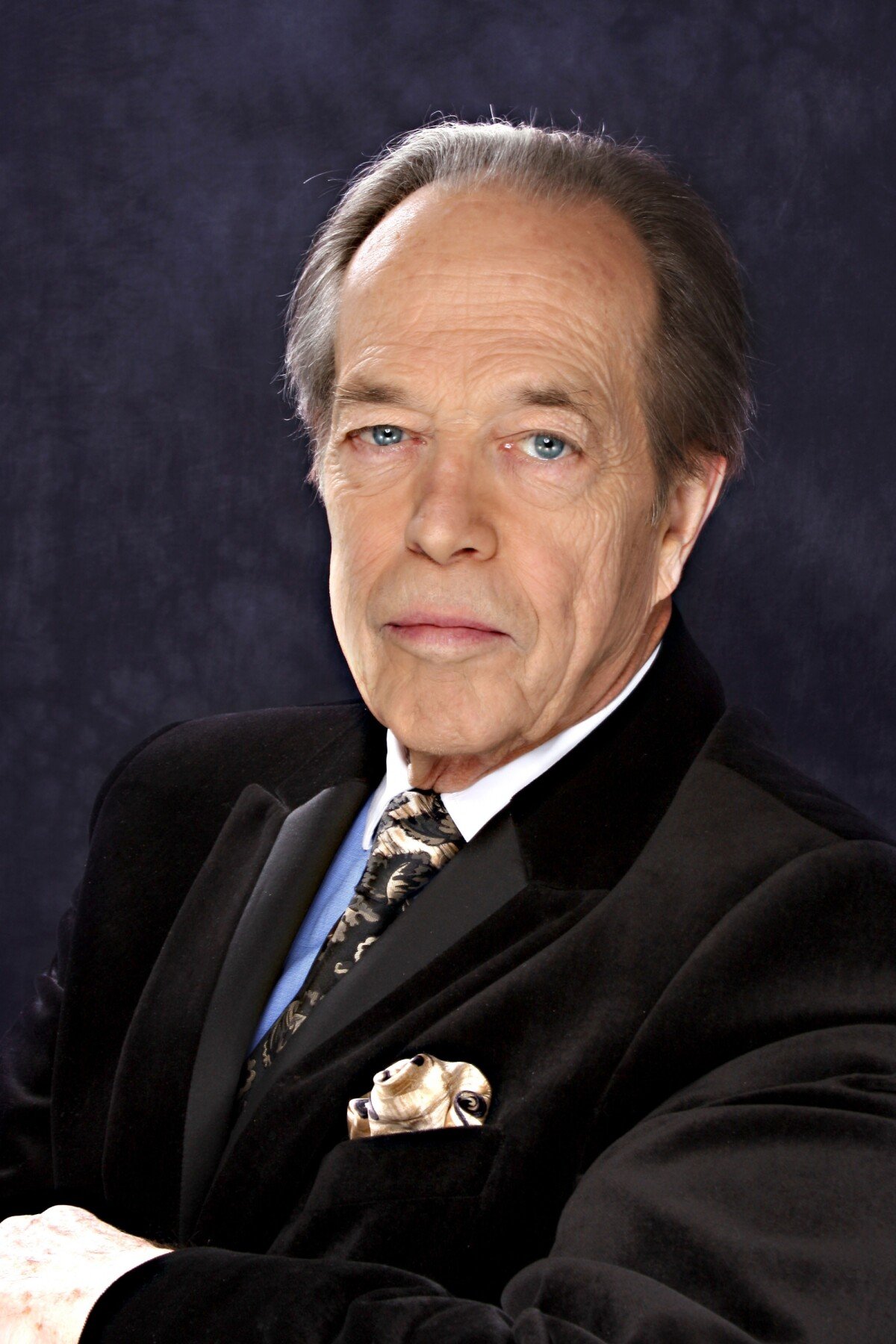 Photo Henri d'Orléans, comte de Paris, portrait en 2009. Henri d'Orléans est mort à 85 ans le