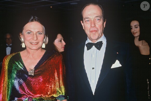 Henri d'Orléans, comte de Paris, et sa femme Micaela Cousino aux prix The Best à Paris en 1993.