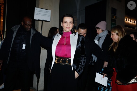 Juliette Binoche - Arrivées des people au défilé de mode Haute-Couture printemps-été 2019 Balmain à Paris le 23 janvier 2019. © Veeren-CVS/Bestimage