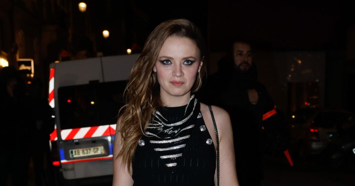 Sara Forestier - People en extérieur du défilé Balmain P/E 2019-2020 zu