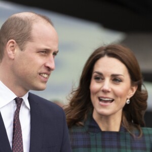 Le prince William, duc de Cambridge, et Kate Catherine Middleton, duchesse de Cambridge, inaugurent officiellement le musée de design "Victoria and Albert Museum Dundee" à Dundee en Ecosse, le 29 janvier 2019.