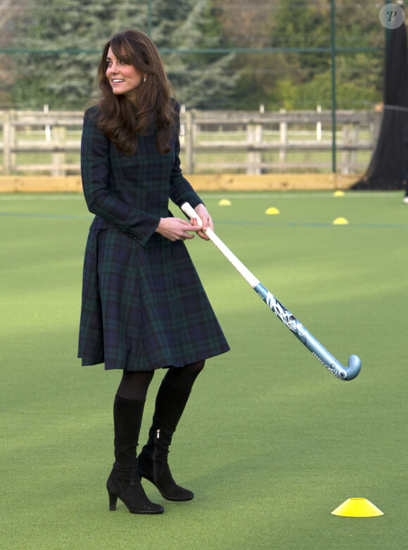 La Duchesse de Cambridge, Catherine Kate Middleton, en visite dans son ancienne école (1986-1995) à St-Andrews en 2012.
