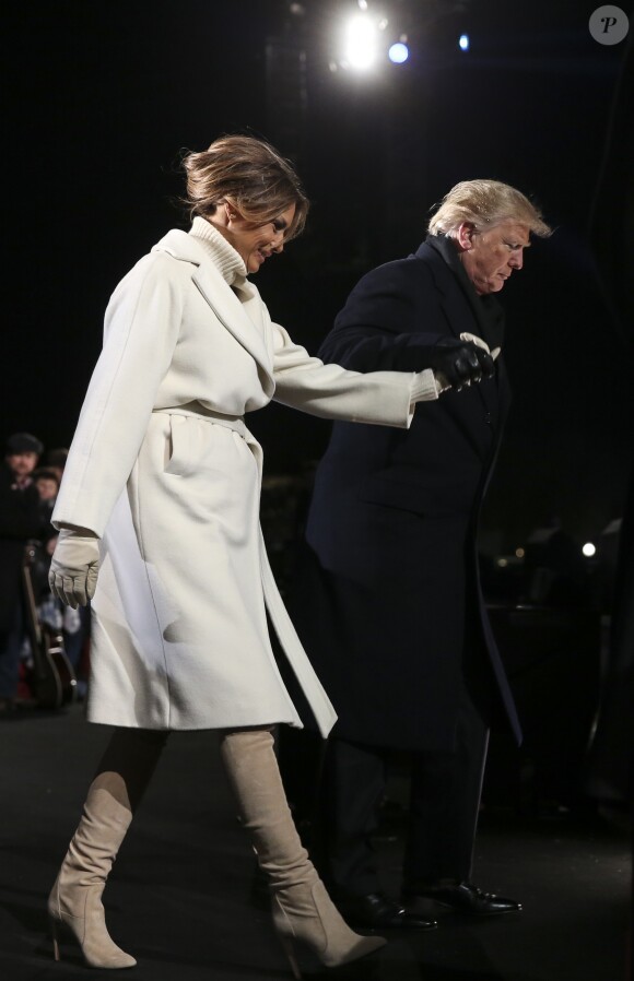 Donald Trump et sa femme Melania Trump à la cérémonie d'allumage du sapin de Noël de la Maison Blanche à Washington le 28 novembre 2018.