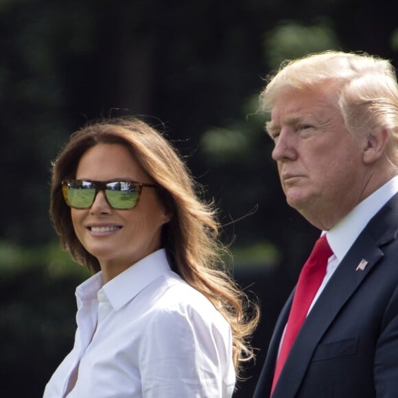 Le président Donald Trump et sa femme Melania quittent la maison blanche en hélicoptère, le 27 Janvier 2018.