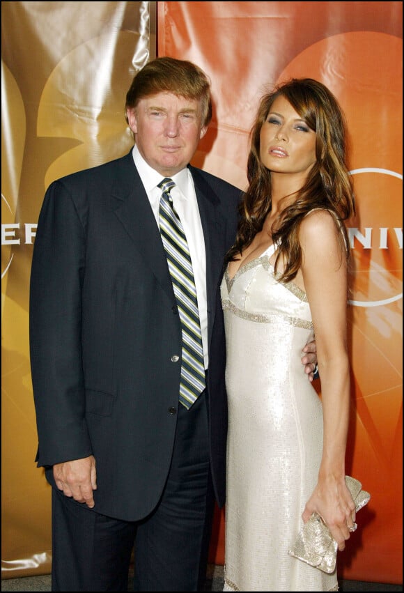 Donald Trump et Melania Trump à Los Angeles, le 12 février 2004.