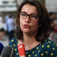Cécile Duflot : En pleurs, elle s'attaque à Denis Baupin et l'accuse d'agression