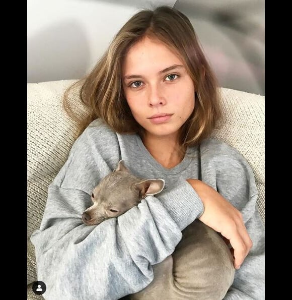 Zoé Petit, la fille d'Agathe de la Fontaine et Emmanuel Petit, sur Instagram le 18 novembre 2018.