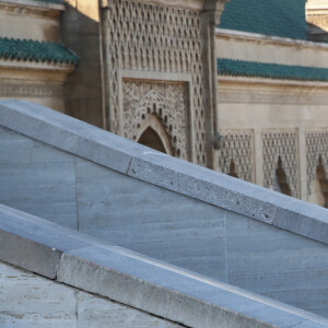 Le roi Felipe VI d'Espagne et la reine Letizia, voilée, ont visité et se sont recueillis au Mausolée Mohammed-V à Rabat au Maroc le 14 février 2019 lors de leur visite officielle de deux jours à l'invitation du roi Mohammed VI.