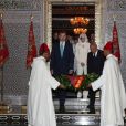 Le roi Felipe VI d'Espagne et la reine Letizia, voilée, ont visité et se sont recueillis au Mausolée Mohammed-V à Rabat au Maroc le 14 février 2019 lors de leur visite officielle de deux jours à l'invitation du roi Mohammed VI.