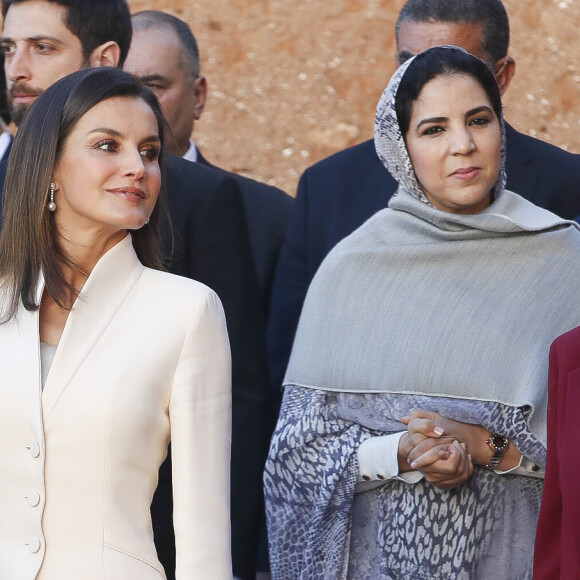 La reine Letizia d'Espagne visitant l'Ecole de la seconde chance à Salé au Maroc le 14 février 2019.