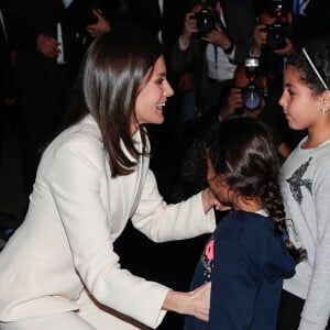 La reine Letizia d'Espagne visitant l'Ecole de la seconde chance à Salé au Maroc le 14 février 2019.