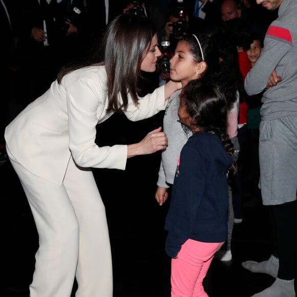 La reine Letizia d'Espagne visitant l'Ecole de la seconde chance à Salé au Maroc le 14 février 2019.