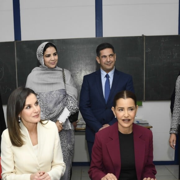 La reine Letizia d'Espagne visitant l'Ecole de la seconde chance à Salé au Maroc le 14 février 2019.