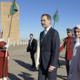 Le roi Felipe VI d'Espagne et la reine Letizia, voilée, se sont recueillis au Mausolée Mohammed-V à Rabat au Maroc le 14 février 2019 lors de leur visite officielle de deux jours à l'invitation du roi Mohammed VI.