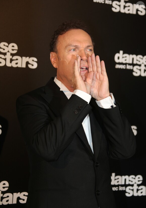 Julien Lepers au photocall de l'émission "Danse Avec Les Stars - Saison 7" à Boulogne-Billancourt, le 28 septembre 2016. © Denis Guignebourg/Bestimage