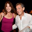 Exclusif - Carla Bruni-Sarkozy pose avec son mari Nicolas Sarkozy après son concert lors du 58ème festival "Jazz à Juan" à Juan-les-Pins le 17 juillet 2018. © Bruno Bebert/Bestimag