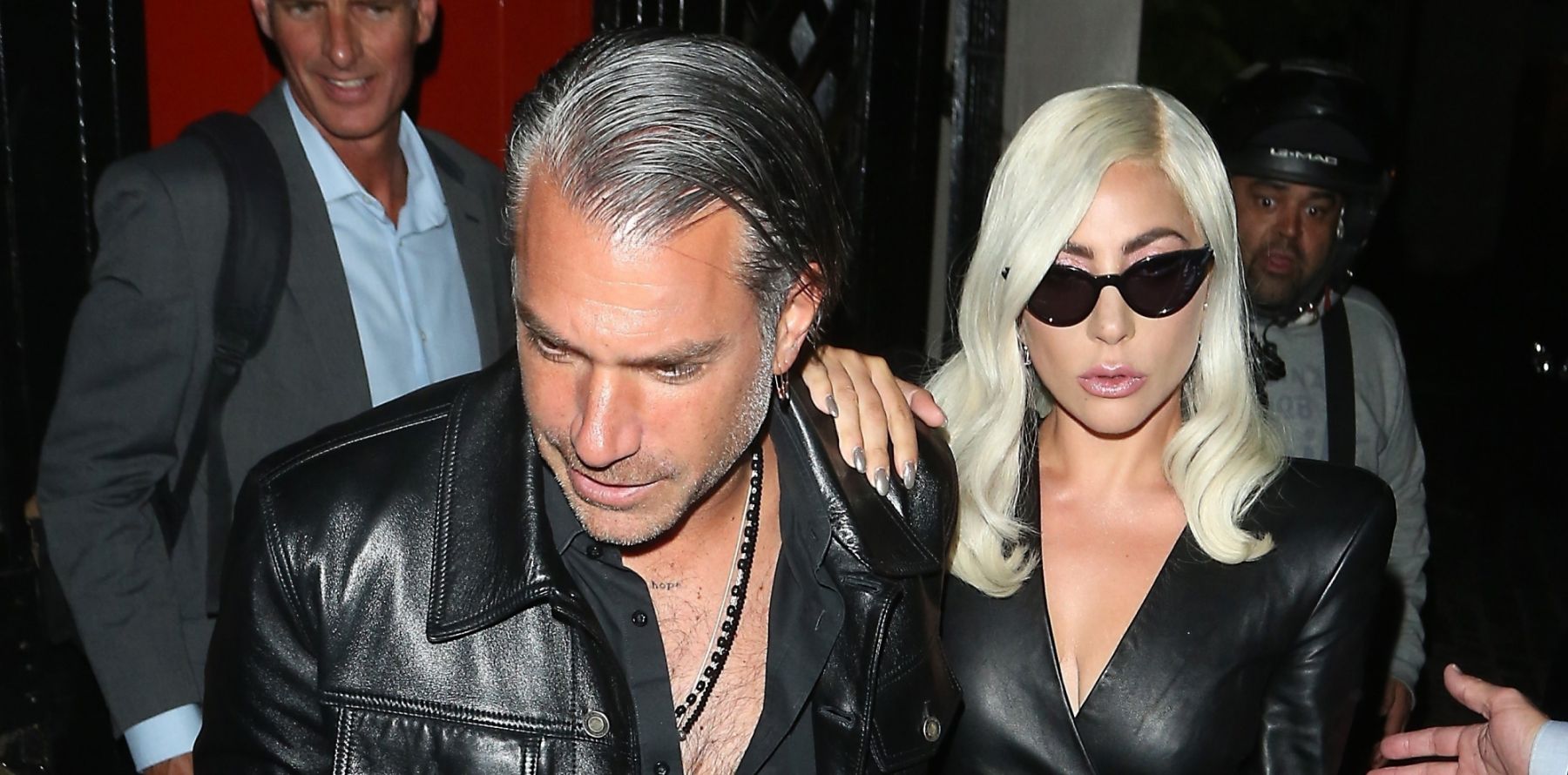 Lady Gaga célibataire Elle rompt ses fiançailles avec Christian Carino Purepeople