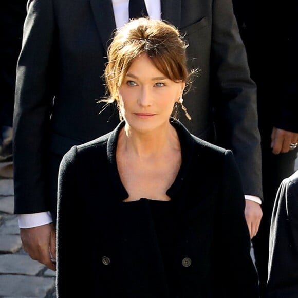 Carla Bruni Sarkozy et Nicolas Sarkozy - Arrivées à l'hommage national à Charles Aznavour à l'Hôtel des Invalides à Paris. Le 5 octobre 2018 © Jacovides-Moreau / Bestimage