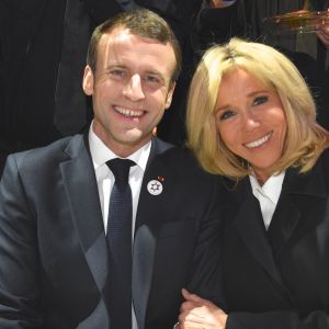 Le président de la République française Emmanuel Macron et sa femme la Première Dame Brigitte Macron lors du 34ème dîner du Conseil représentatif des institutions juives de France (CRIF) au Carrousel du Louvre à Paris, FRance, le 20 février 2019. © Erez Lichtfeld/Bestimage