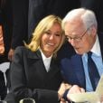 Xavier Bertrand Et Sa Femme Emmanuelle Gontier Lors Du 34eme Diner Du Conseil Representatif Des Institutions Juives De France Crif Au Carrousel Du Louvre A Pa Purepeople