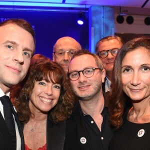 Le président de la République française Emmanuel Macron, Véronique Harari (directrice des "Amis du CRIF") et guest lors du 34ème dîner du Conseil représentatif des institutions juives de France (CRIF) au Carrousel du Louvre à Paris, FRance, le 20 février 2019. © Erez Lichtfeld/Bestimage