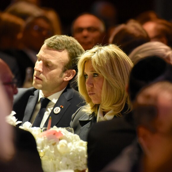 Le président de la République Emmanuel Macron, sa femme la Première Dame Brigitte Macron lors du 34ème dîner du Conseil représentatif des institutions juives de France (CRIF) au Carrousel du Louvre à Paris, FRance, le 20 février 2019. © Erez Lichtfeld/Bestimage French President and his wife First Lady attenting the 34th annual dinner of the Representative Council of Jewish Institutions of France (CRIF) at Louvre Carrousel in Paris, France, on February 20, 2019.20/02/2019 - Paris