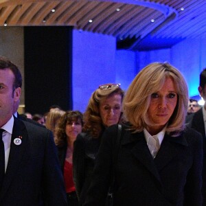 Le président de la République française Emmanuel Macron, sa femme la Première Dame Brigitte Macron, Nicole Belloubet, Garde des Sceaux, ministre de la Justice, Christophe Castaner, ministre de l'Intérieur lors du 34ème dîner du Conseil représentatif des institutions juives de France (CRIF) au Carrousel du Louvre à Paris, FRance, le 20 février 2019. © Christian Liewig/Pool/Bestimage