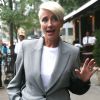 Emma Thompson en tailleur gris dans la rue à New York le 11 septembre 2018.