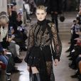 Défilé de mode Elie Saab collection prêt-à-porter Automne-Hiver lors de la fashion week à Paris, le 2 mars 2019.