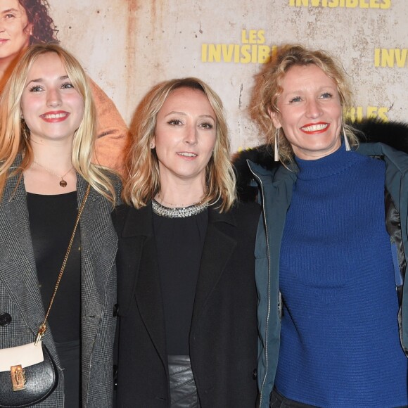 Alexandra Lamy avec sa fille Chloe Jouannet et sa soeur Audrey Lamy - Avant-première du film "Les Invisibles" au cinéma Gaumont Opéra à Paris, le 7 janvier 2019. © Coadic Guirec/Bestimage