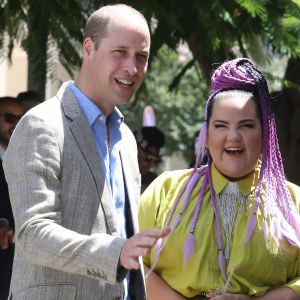 Le prince William, duc de Cambridge, a rencontré Netta Barzilai (gagnante de l'Eurovision 2018) à Tel Aviv, à l'occasion de son voyage officiel au Moyen-Orien, le 27 juin 2018.
