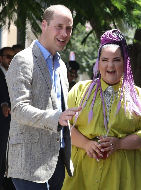 Le prince William, duc de Cambridge, a rencontré Netta Barzilai (gagnante de l'Eurovision 2018) à Tel Aviv, à l'occasion de son voyage officiel au Moyen-Orien, le 27 juin 2018.