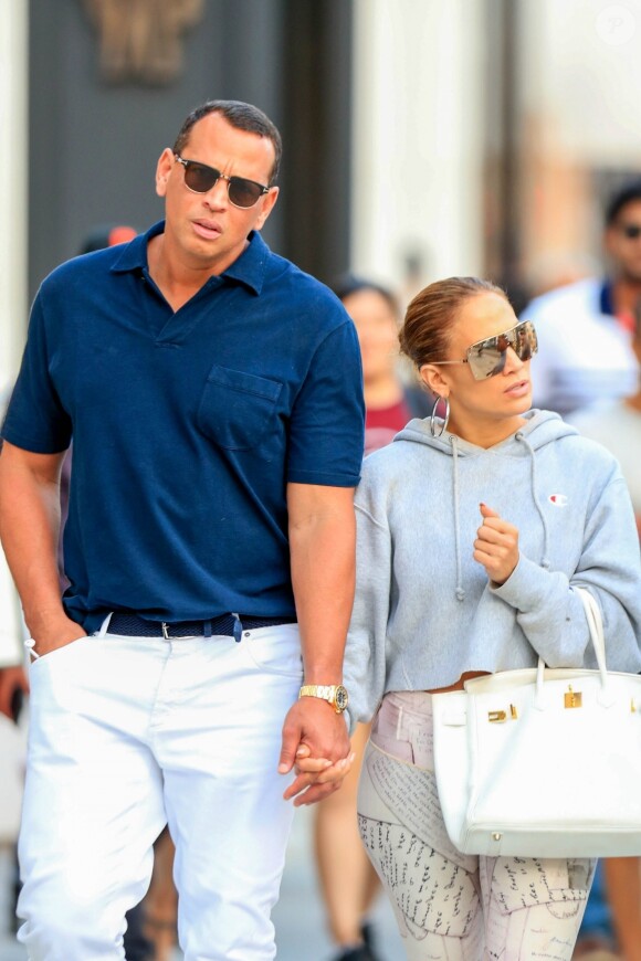 Exclusif - Jennifer Lopez et son compagnon Alex Rodriguez sont allés déjeuner restaurant 'Via Alloro' à Beverly Hills, le 31 aout 2018.