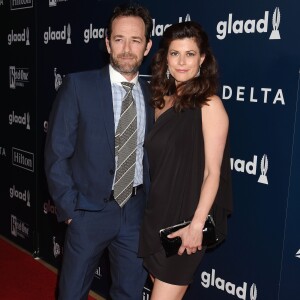 Luke Perry et Wendy Madison Bauer à la 28ème soirée annuelle GLAAD Media Awards à Los Angeles, le 2 avril 2017 © CPA/Bestimage