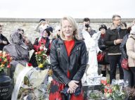 Claude François : Sa fille Julie, émue, accueillie par les fans à Dannemois