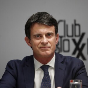 Manuel Valls lors d'une conférence au club SXXI à Madrid le 21 février 2019.