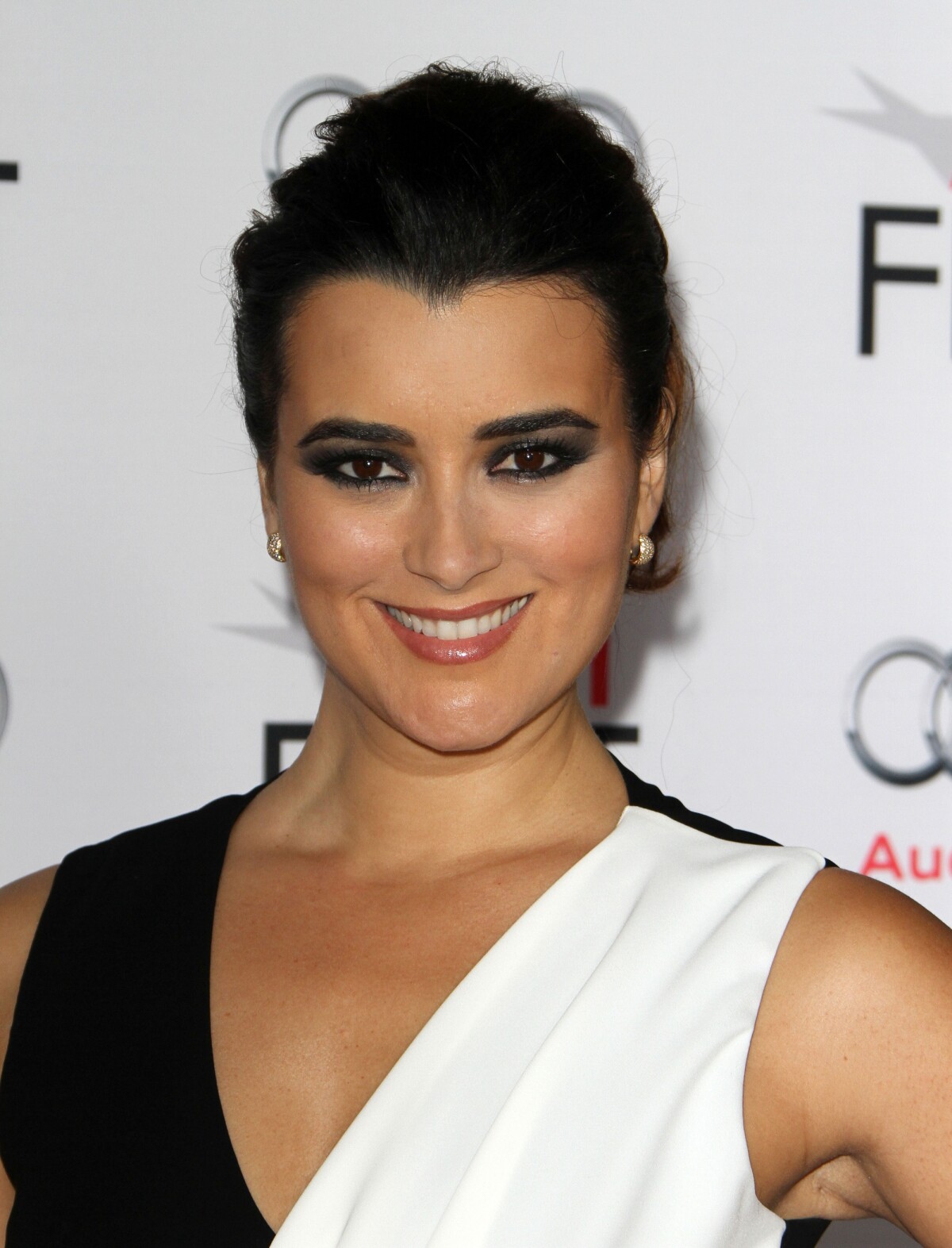 Photo : Cote De Pablo à la première de 