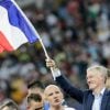 Didier Deschamps - L'équipe de France célèbre son deuxième titre de Champion du Monde sur la pelouse du stade Loujniki après leur victoire sur la Croatie (4-2) en finale de la Coupe du Monde 2018 le 15 juillet 2018.