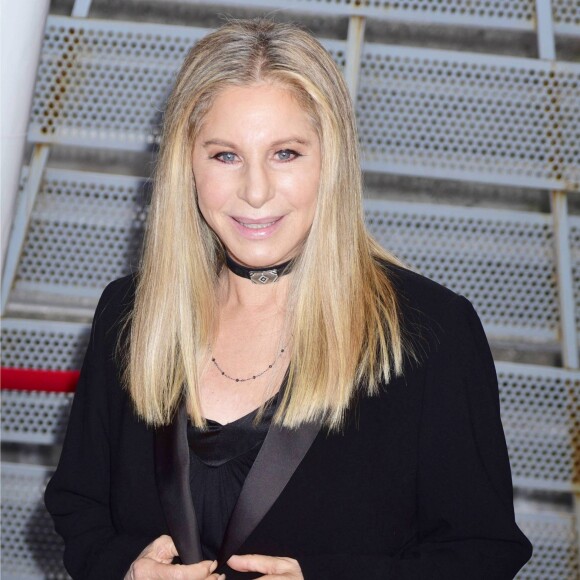 Barbra Streisand sur le tapis rouge du film " StoryTellers " lors du Festival du Film de Tribeca à New York Le 29 avril 2017