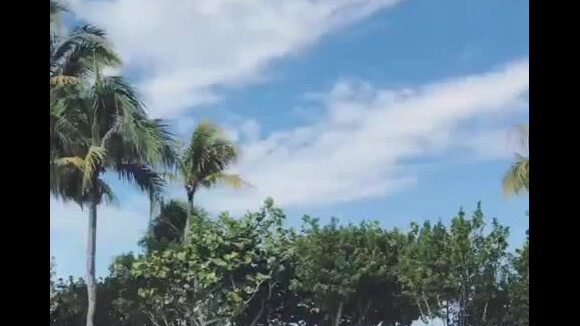 Bruce Willis en famille dans sa villa sur les îles Turks-et-Caïcos en mars 2019