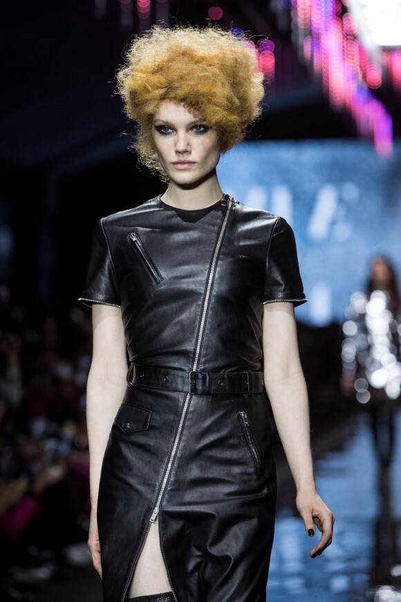 Défilé du 110ème anniversaire de l'Oréal Professionnel "La French - Art Of Hair Coloring au Carrousel du Louvre à Paris, France, le 24 mars 2019. © Cyril Moreau/Bestimage