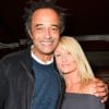 Yannick Noah et sa compagne Isabelle Camus - Soirée de gala des 20 ans de l'association "Fête le Mur" de Yannick Noah au Chalet des Iles à Paris le 9 novembre 2016. © Coadic Guirec/Bestimage