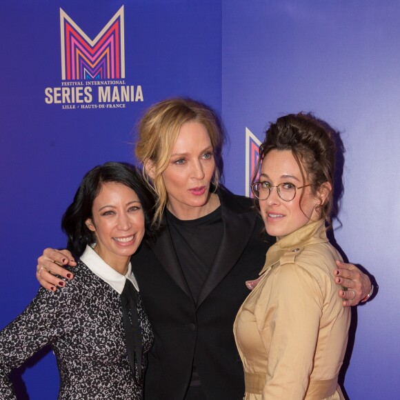 Uma Thurman, Leah Rachel (créatrice) et Jennifer Yale (productrice) lors du photocall de la série "Chambers" de Netflix dans le cadre de la 10e édition du festival Series Mania à Lille, le 26 mars 2019. © Stéphane Vansteenkiste/Bestimage