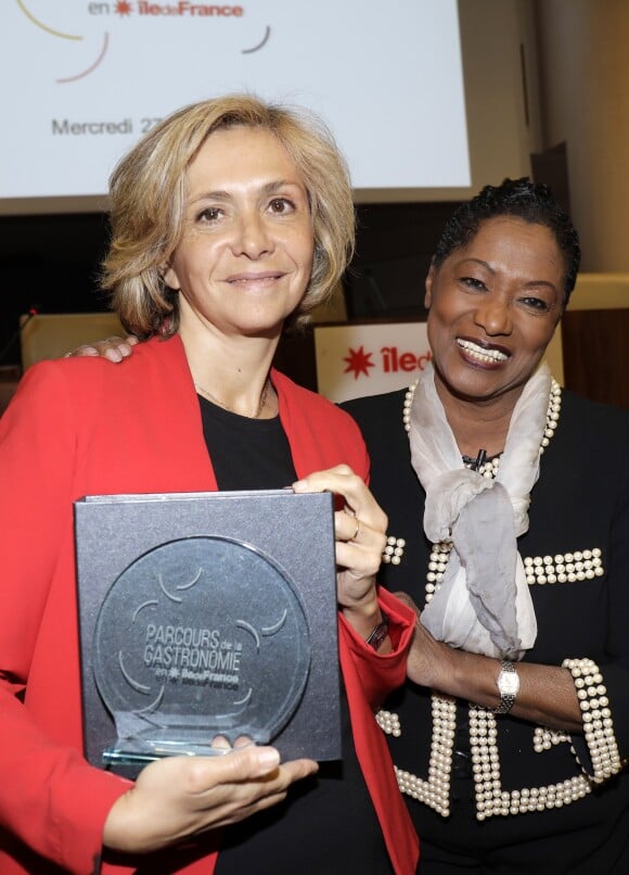 Exclusif - Babette de Rozières et Valérie Pécresse - Signature de la charte du parcours de la Gastronomie de la Région Ile-de-France à l'Hémicycle Simone Veil à Paris le 27 mars 2019. © Cédric Perrin/Bestimage