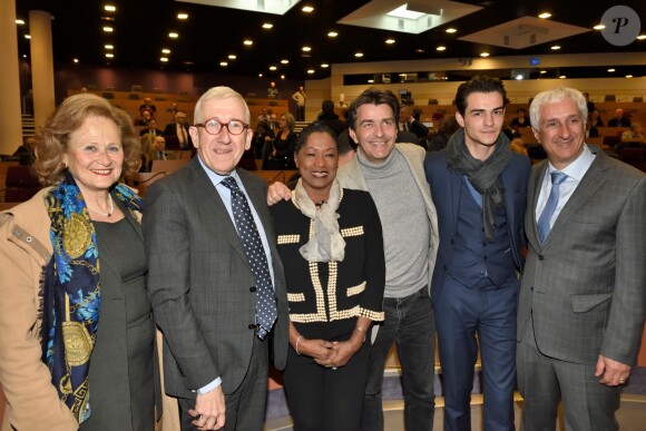 Exclusif - L'actrice Katia Tchenko, Babette de Rozières, le célèbre Chef cuisinier Yannick Alléno et Stéphane Layani photographiés lors de la signature de la charte du parcours de la Gastronomie de la Région Ile-de-France à l'Hémicycle Simone Veil, Paris, le 27 mars 2019 - Signature de la charte du parcours de la Gastronomie de la Région Ile-de-France à l'Hémicycle Simone Veil à Paris le 27 mars 2019. © Erez Lichtfeld/Bestimage