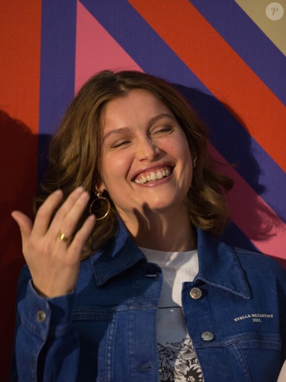 Laetitia Casta au photocall de la série "Une île" lors de la 10e édition du festival Séries Mania à Lille le 27 mars 2019. © Stéphane Vansteenkiste / Bestimage
